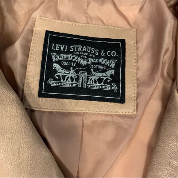 SIZE L LEVI’S JACKET - Picture 9 of 16